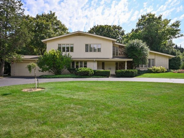 15 Croydon Lane , Oak Brook, IL 60523