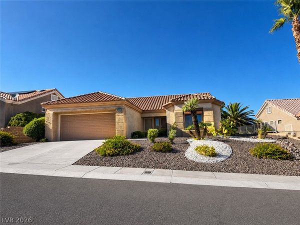 10720 Clear Meadows Drive , Las Vegas, NV 89134