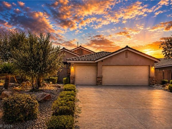 8317 Jeremiahs Lodge Avenue , Las Vegas, NV 89131