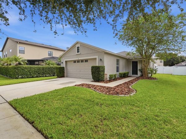VALRICO, FL 33594