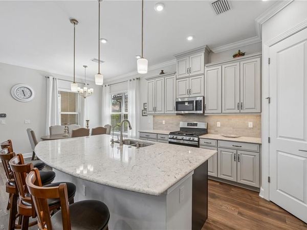 8131 Lucello TER S, NAPLES, FL 34114