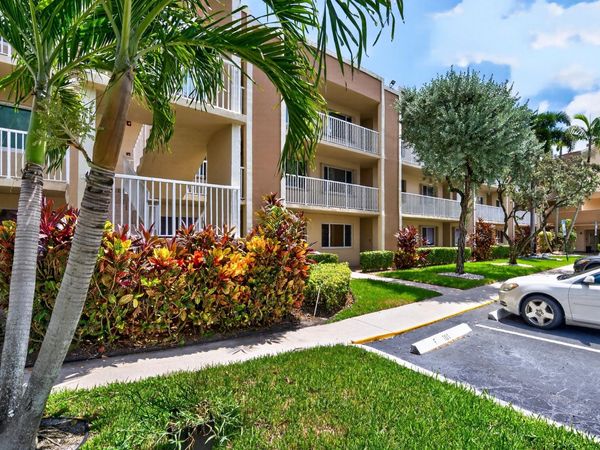 7348 N DEVON Drive, Unit 203, Tamarac, FL 33321