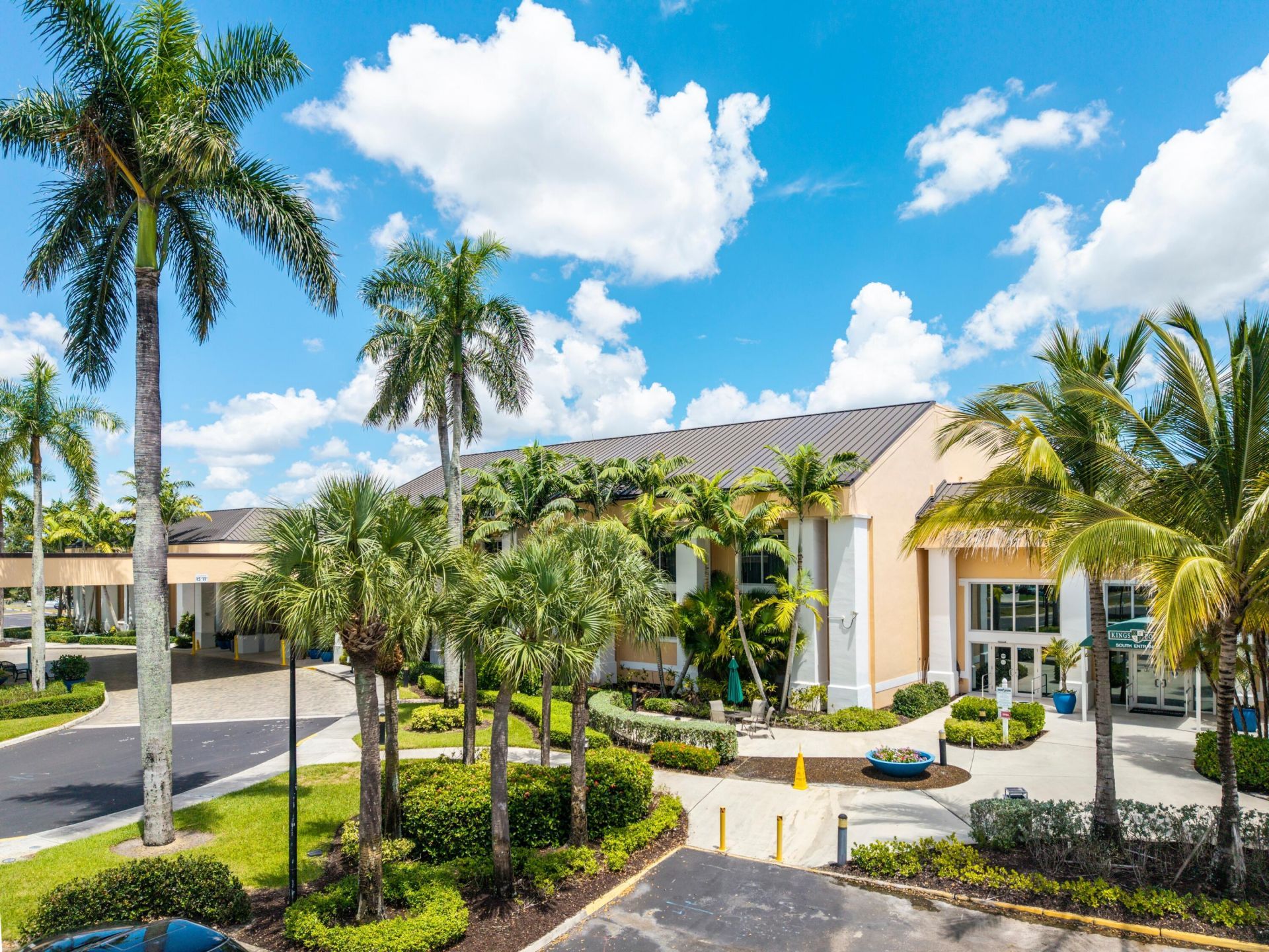 7348 N Devon Drive, Unit 203, Tamarac, FL 33321 Photo