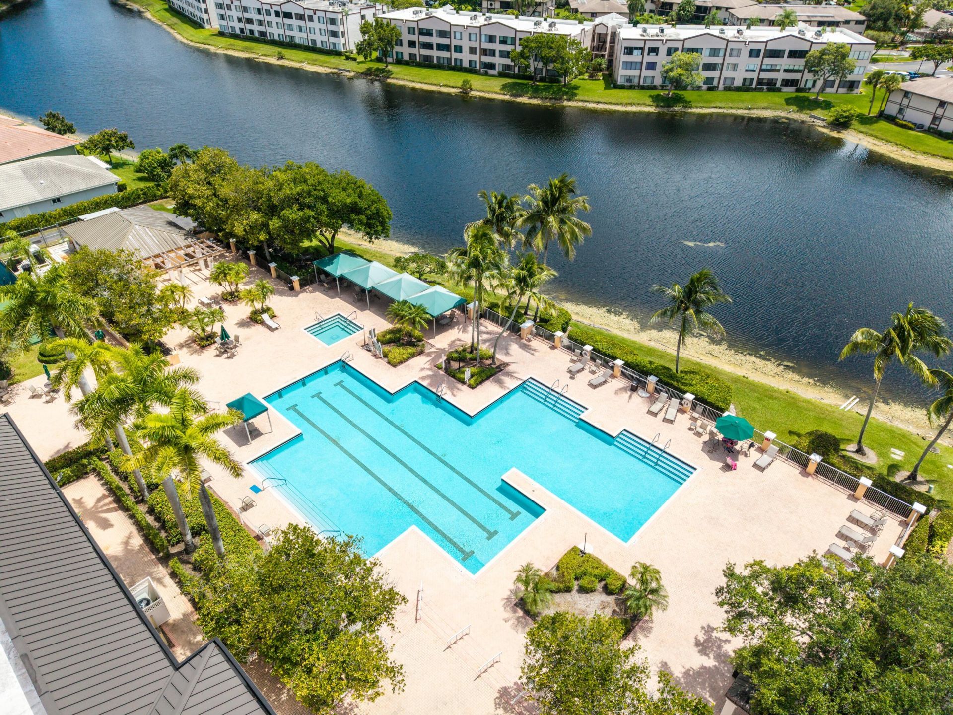 7348 N Devon Drive, Unit 203, Tamarac, FL 33321 Photo