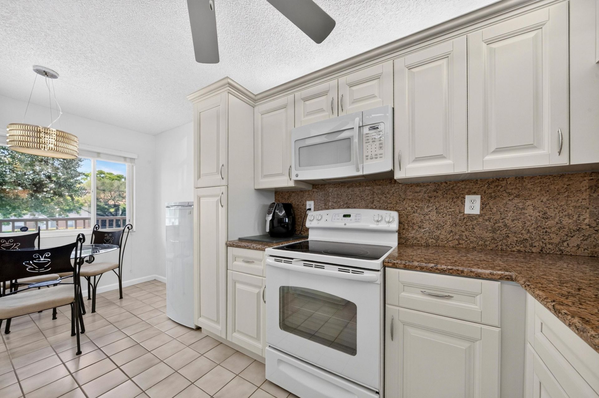 7348 N Devon Drive, Unit 203, Tamarac, FL 33321 Photo