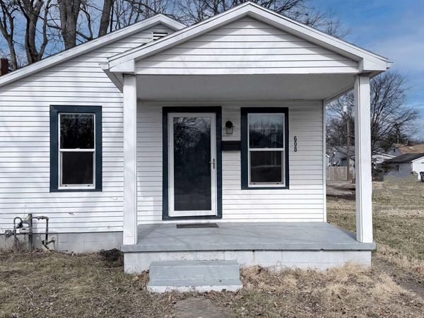 608 Ravenswood Drive, Evansville, IN 47713