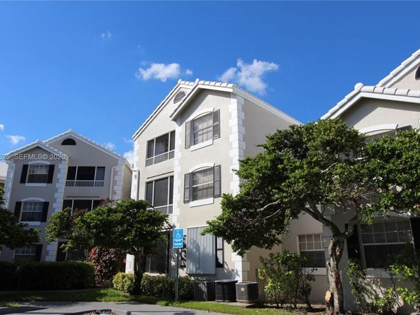2881 N Oakland Forest Dr , Unit 206, Oakland Park, FL 33309