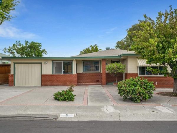 8 Water St, Bay Point, CA 94565