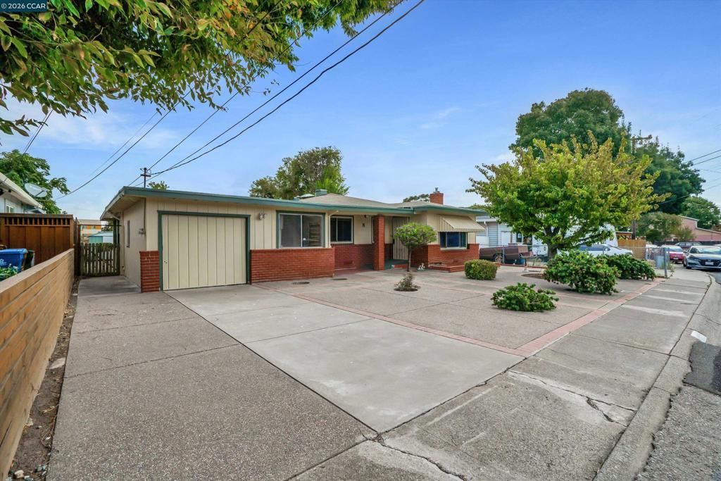 8 Water St, Bay Point, CA 94565 Main Photo