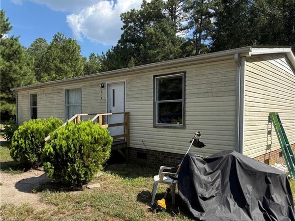 212 Cammie Drive , Candor, NC 27229