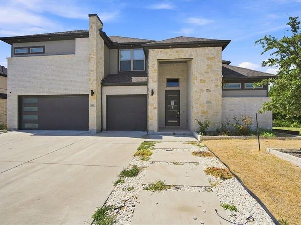 142 Cyprus Grove Drive, Lavon, TX 75166