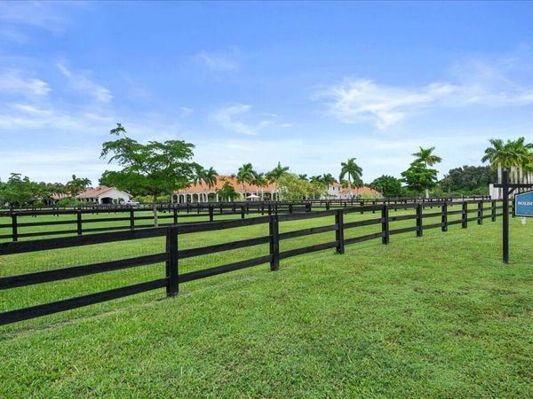 5625 140th Avenue S, Wellington, FL 33449