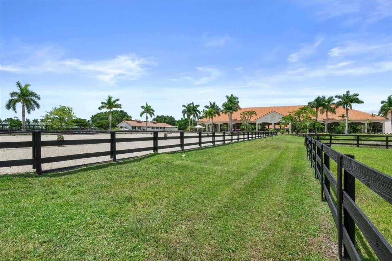 5625 140th Avenue S, Wellington, FL 33449 Photo