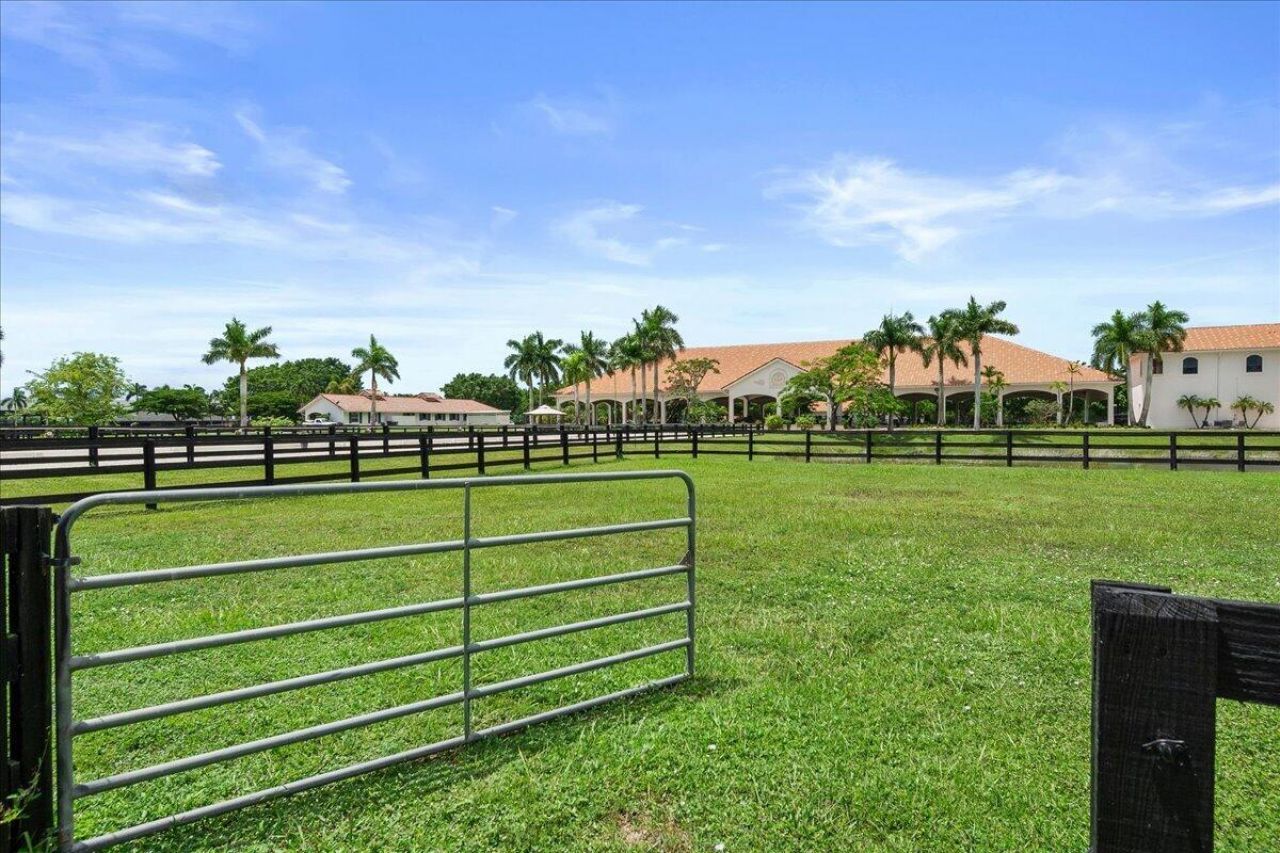 5625 140th Avenue S, Wellington, FL 33449 Photo