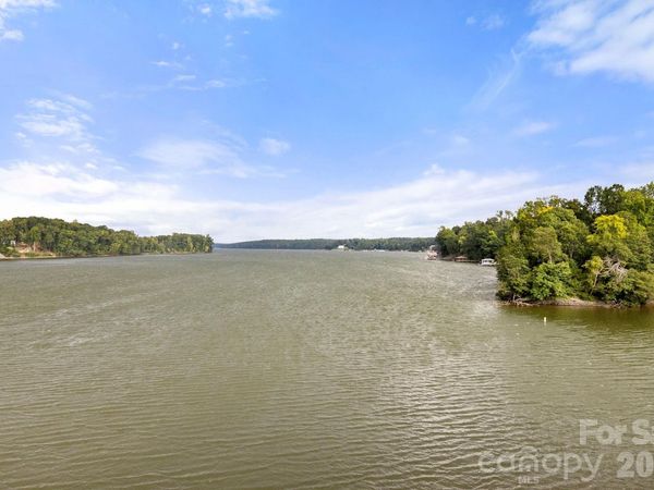 9816 Emerald Point Drive, Unit 5, Charlotte, NC 28278