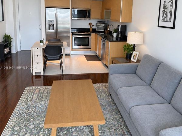951 Brickell Ave, Unit 2509, Miami, FL 33131