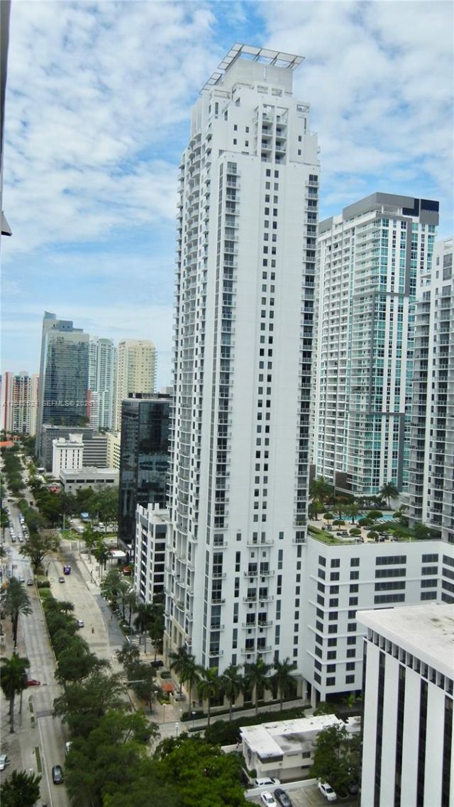 951 Brickell Ave , Unit 2509, Miami, FL 33131 Photo
