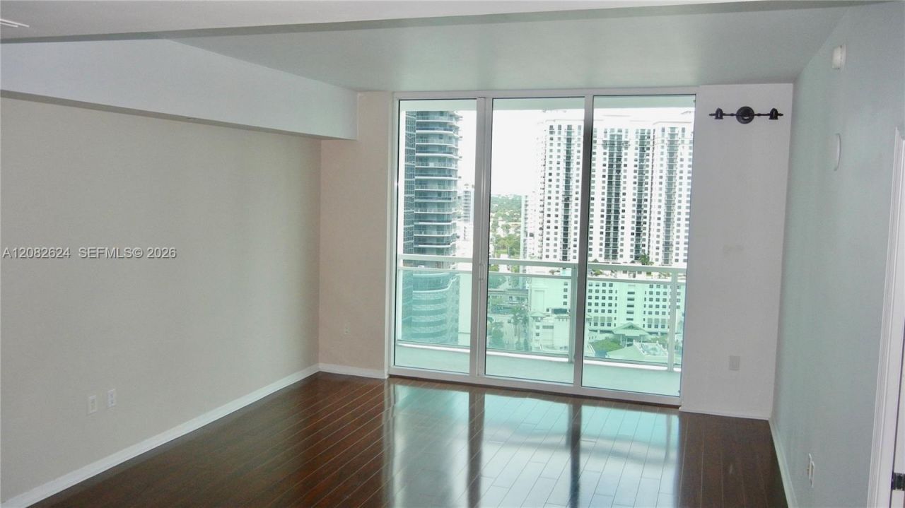 951 Brickell Ave , Unit 2509, Miami, FL 33131 Photo