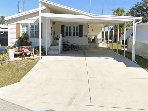 772 N GREEN CIRCLE , VENICE, FL 34285