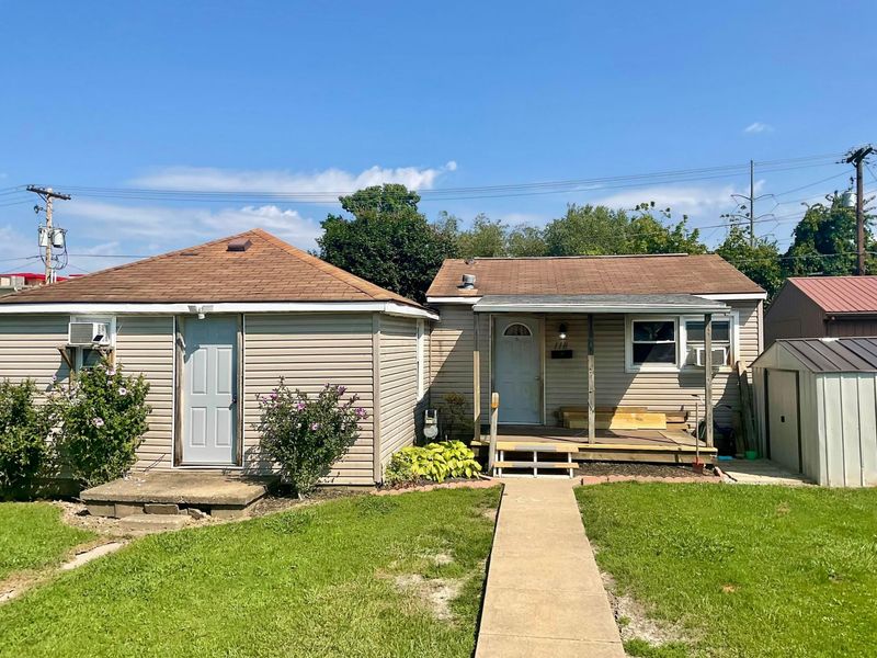 118 W Jefferson Street, New Lexington, OH 43764 Photo 2