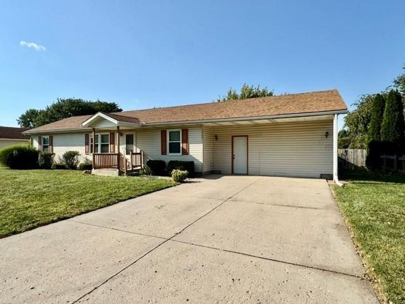 3480 Redbud Drive, Troy, OH 45373 Photo 3