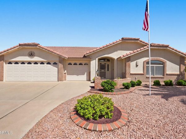 8242 E NEVILLE Avenue, Mesa, AZ 85209