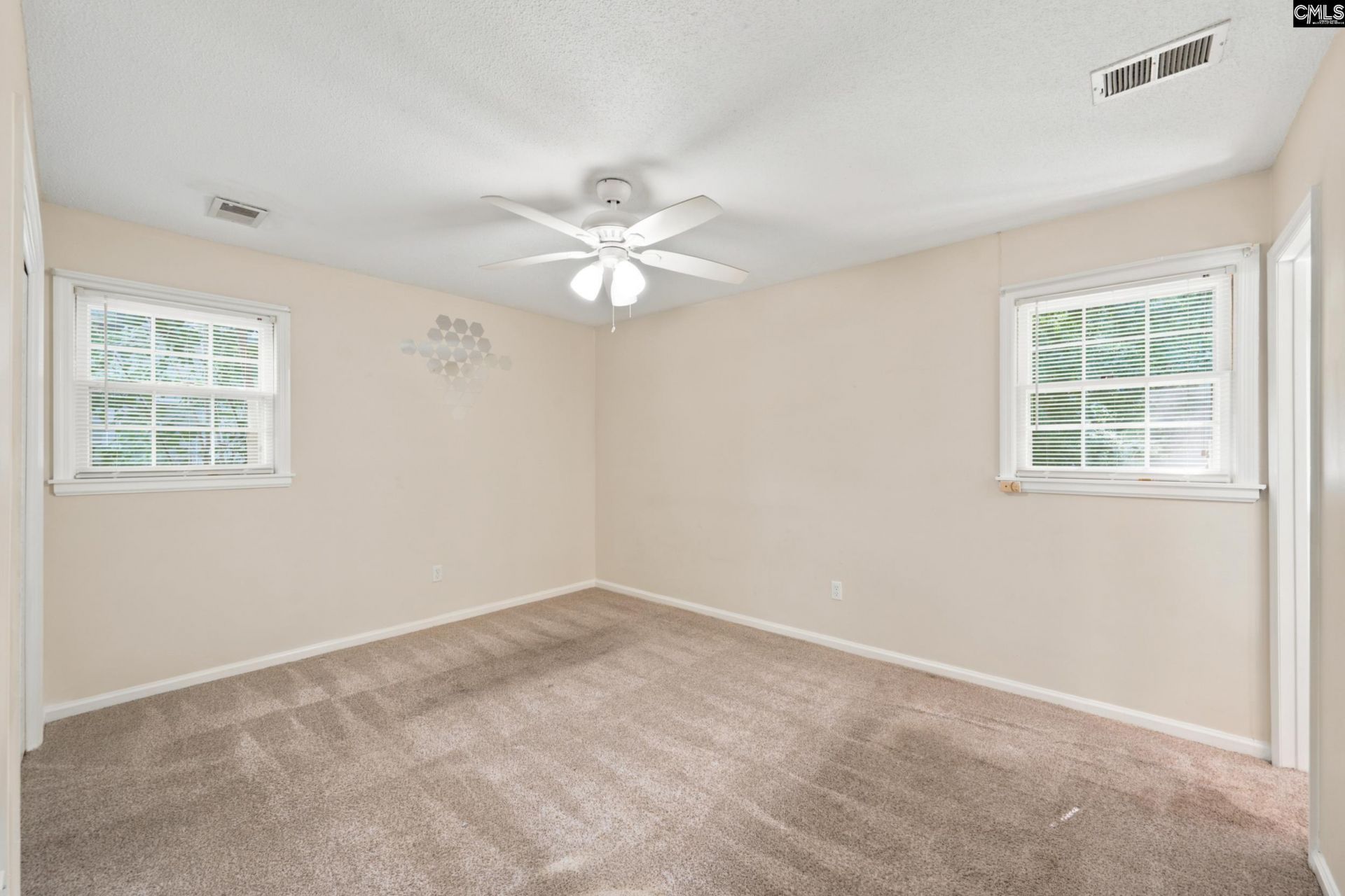 310 Spartan Drive Photo 17
