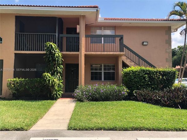 700 NW 103rd Ter, Unit 101, Pembroke Pines, FL 33026