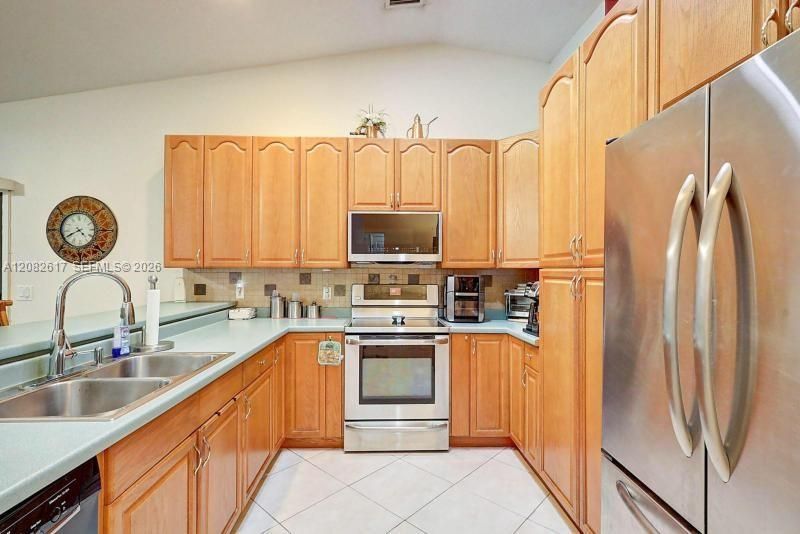 412 SW Sansom Ln, Port Saint Lucie, FL 34953 Photo