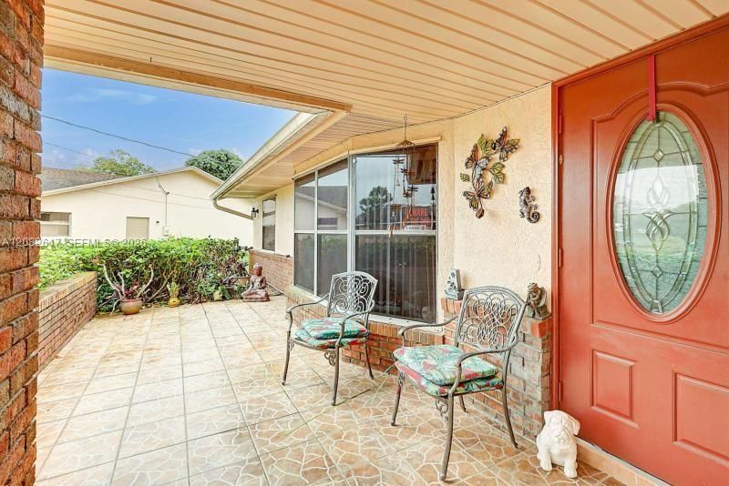 412 SW Sansom Ln, Port Saint Lucie, FL 34953 Photo