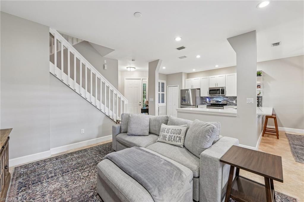 14966 Summit Place Cir, Naples, FL 34119 Photo
