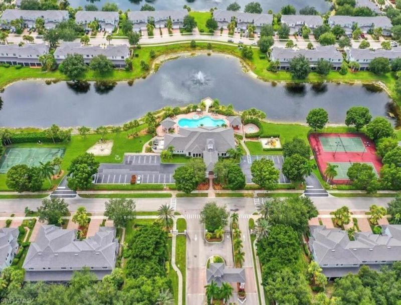 14966 Summit Place Cir, Naples, FL 34119 Photo