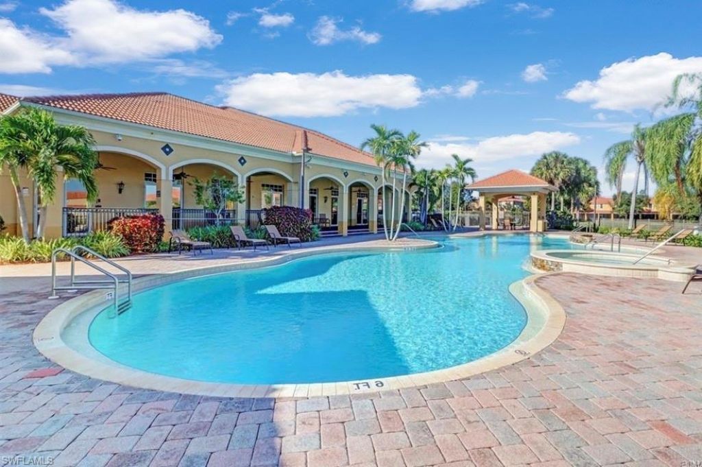 14966 Summit Place Cir, Naples, FL 34119 Photo