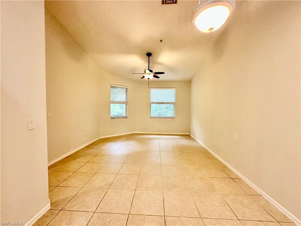 1425 Mariposa Cir , Unit 202, Naples, FL 34105 Photo