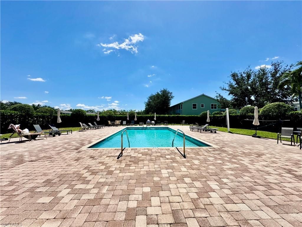 1425 Mariposa Cir , Unit 202, Naples, FL 34105 Photo