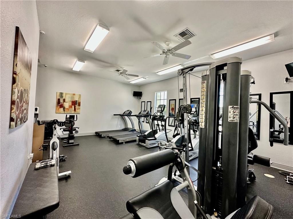 1425 Mariposa Cir , Unit 202, Naples, FL 34105 Photo