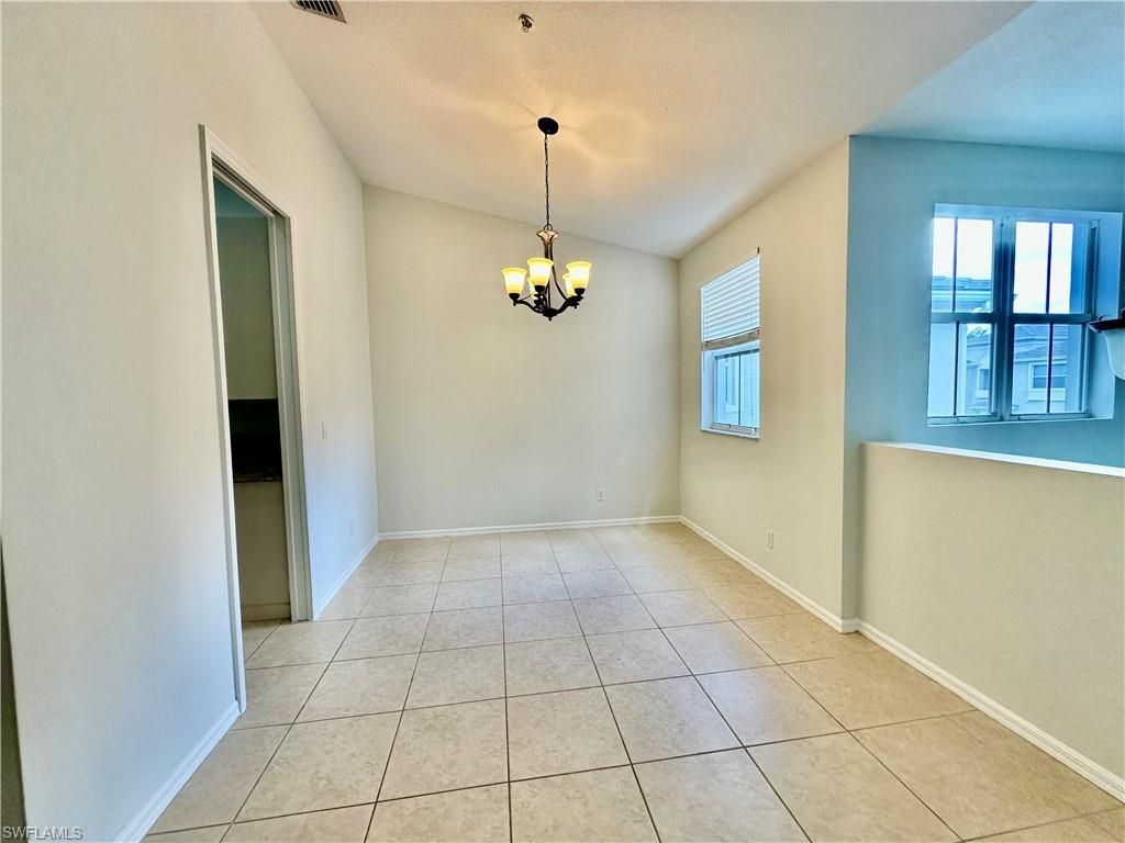 1425 Mariposa Cir , Unit 202, Naples, FL 34105 Photo