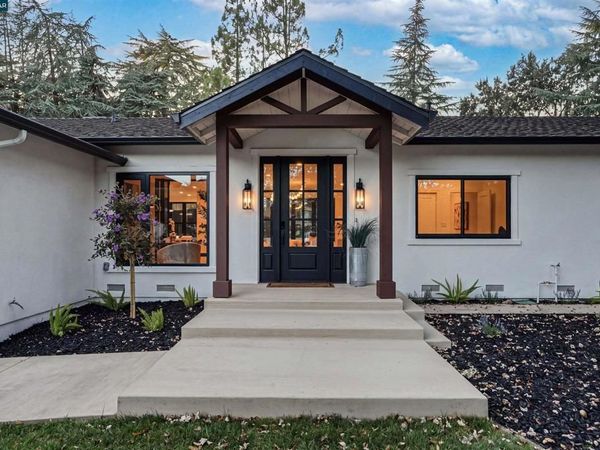 27 Crest Ave, Alamo, CA 94507