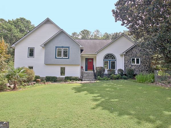 165 Clearbrook Way, Fayetteville, GA 30215