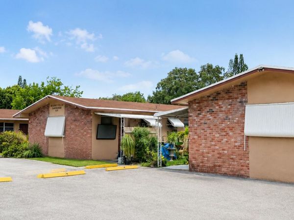 2738 FILLMORE Street, Hollywood, FL 33020