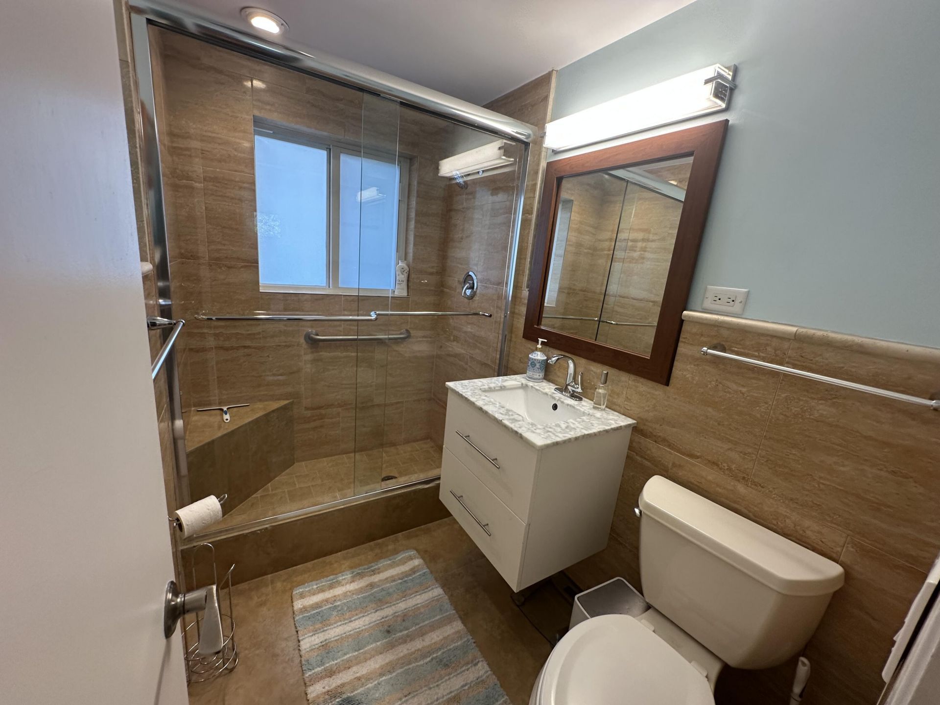 308 Inlet Way, Unit 3, Palm Beach Shores, FL 33404 Photo
