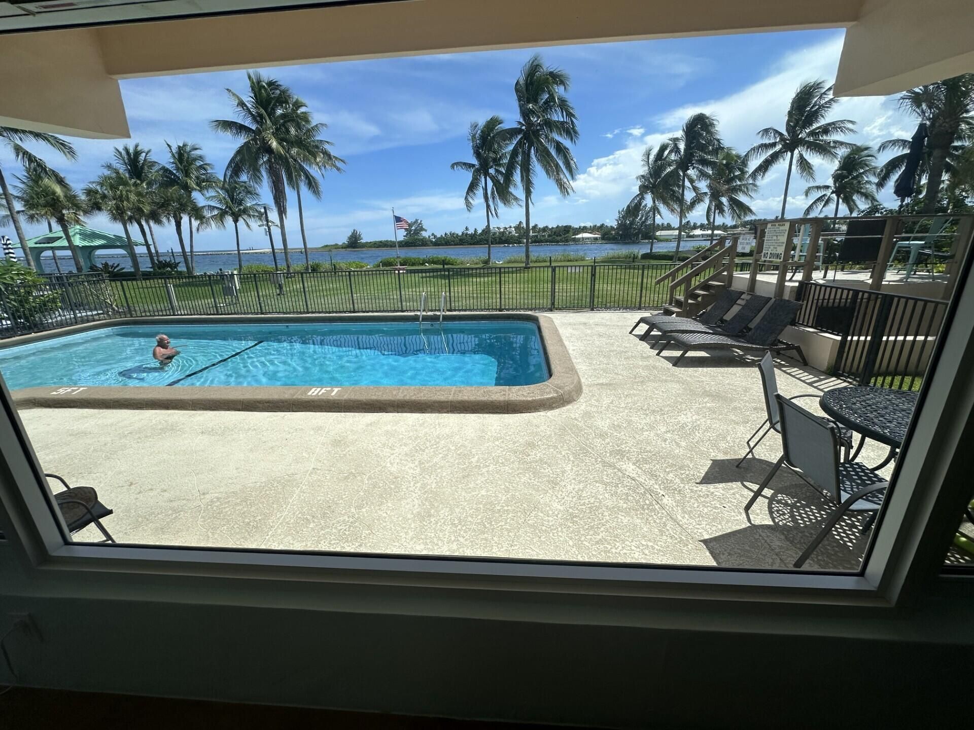 308 Inlet Way, Unit 3, Palm Beach Shores, FL 33404 Photo
