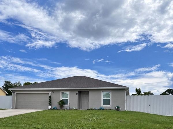 2373 SW BARBER Lane, Port St. Lucie, FL 34984