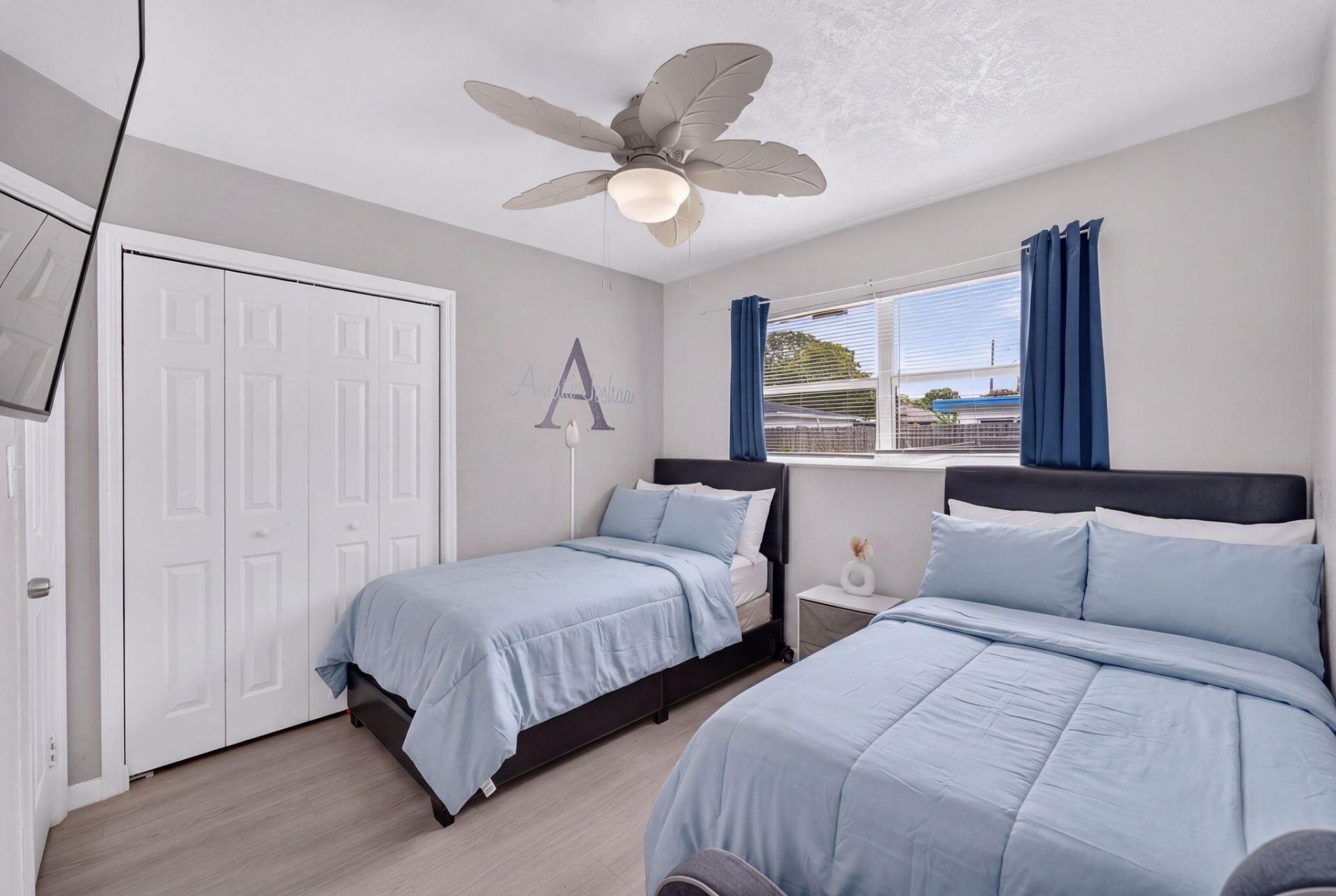 910 NW 17th Avenue, Fort Lauderdale, FL 33311 Photo