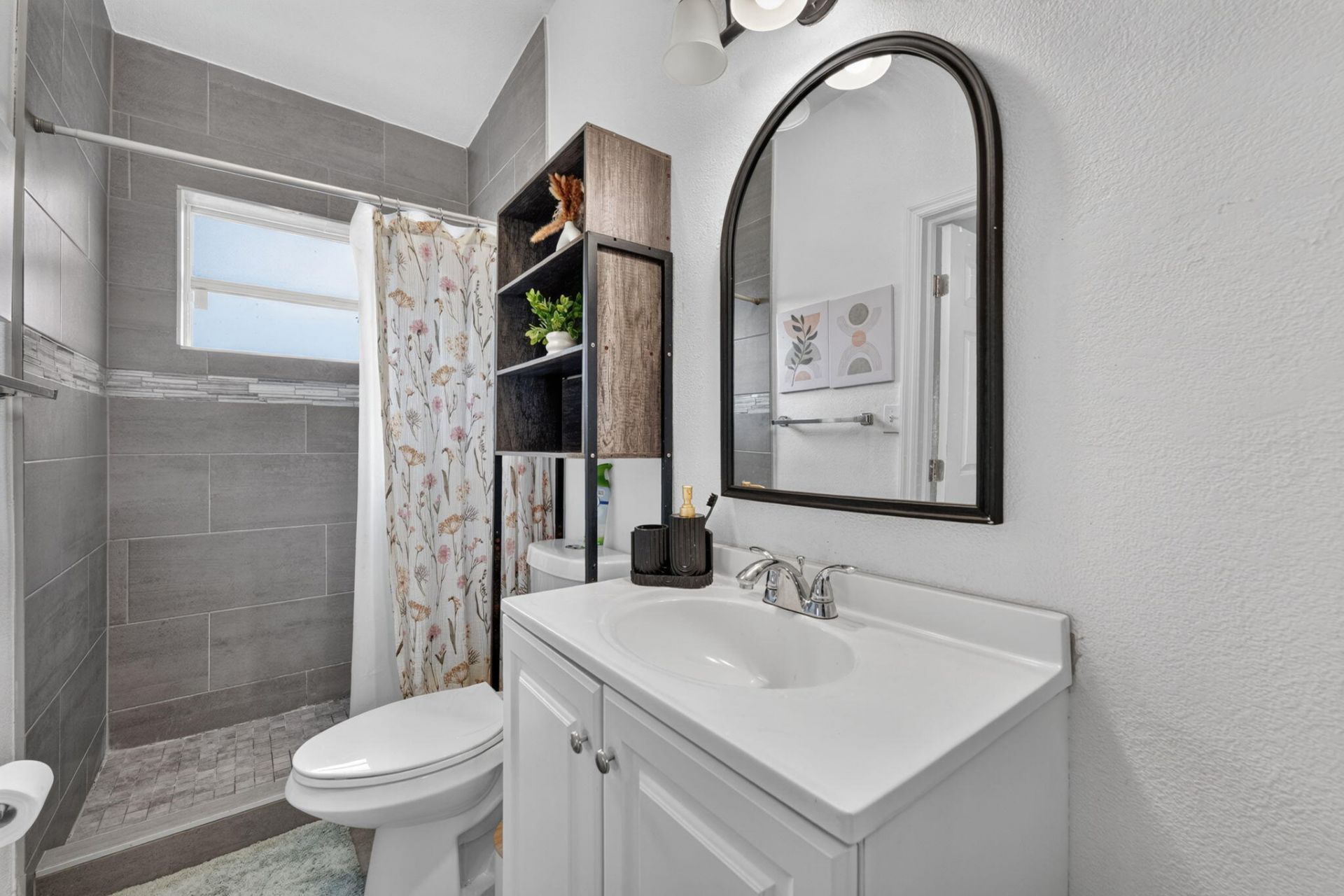 910 NW 17th Avenue, Fort Lauderdale, FL 33311 Photo