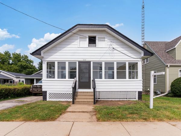 1021 Oliver Avenue , Aurora, IL 60506