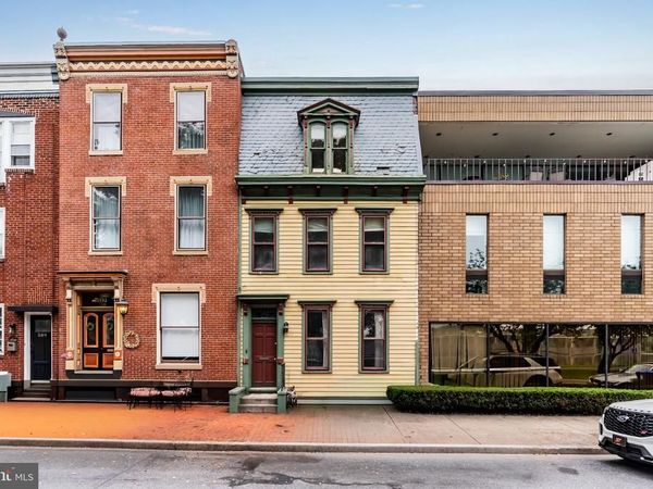 593 S FRONT STREET, HARRISBURG, PA 17104