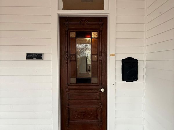 1604 S Austin Ave, Georgetown, TX 78626