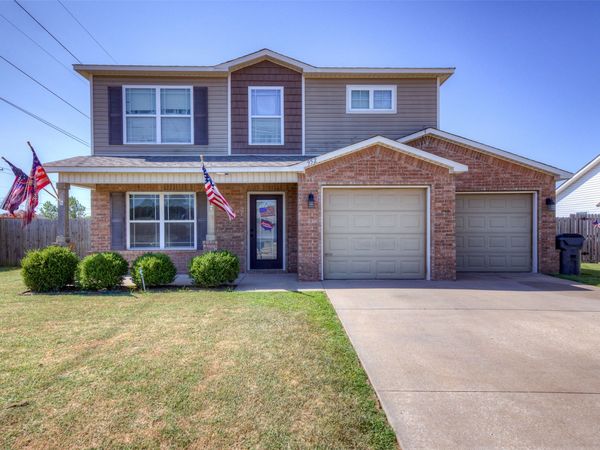 952 E 147th Street S, Glenpool, OK 74033