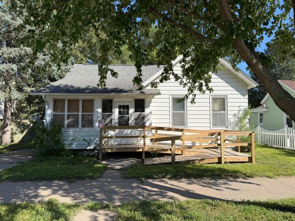 560 Hamilton Street , Winona, MN 55987